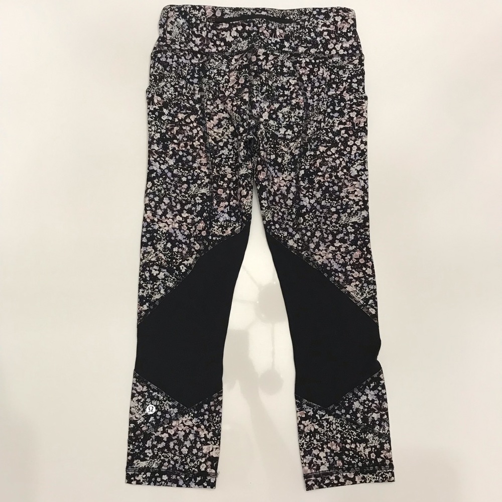 Lululemon Pace Rival Crop 22" Floral Spritz Multi/Black Size 4 - Picture 13 of 16